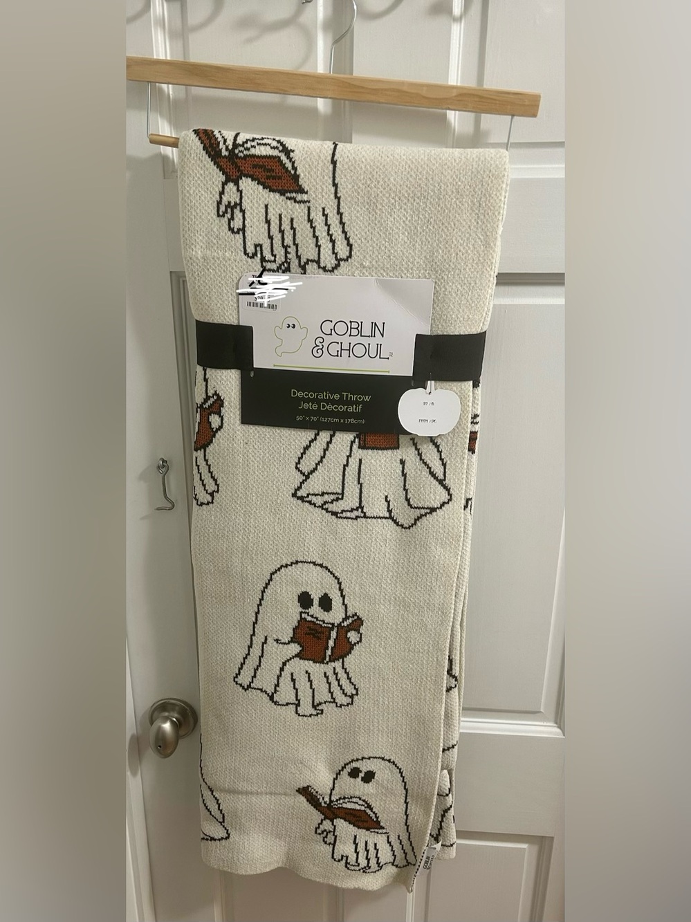NWT Goblin & Ghoul Ghost blanket reading book viral Halloween
